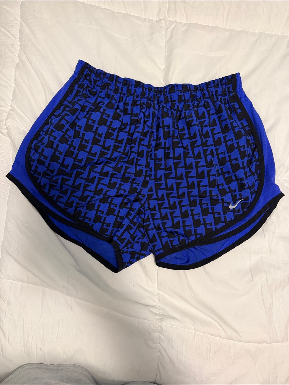 Nike Women's Royal Blue and Black Geometric Athletic Shorts